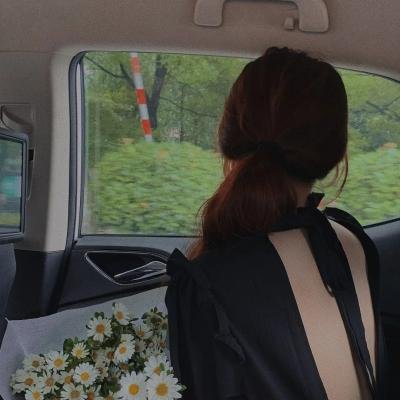 重生带六个女儿吃香喝辣